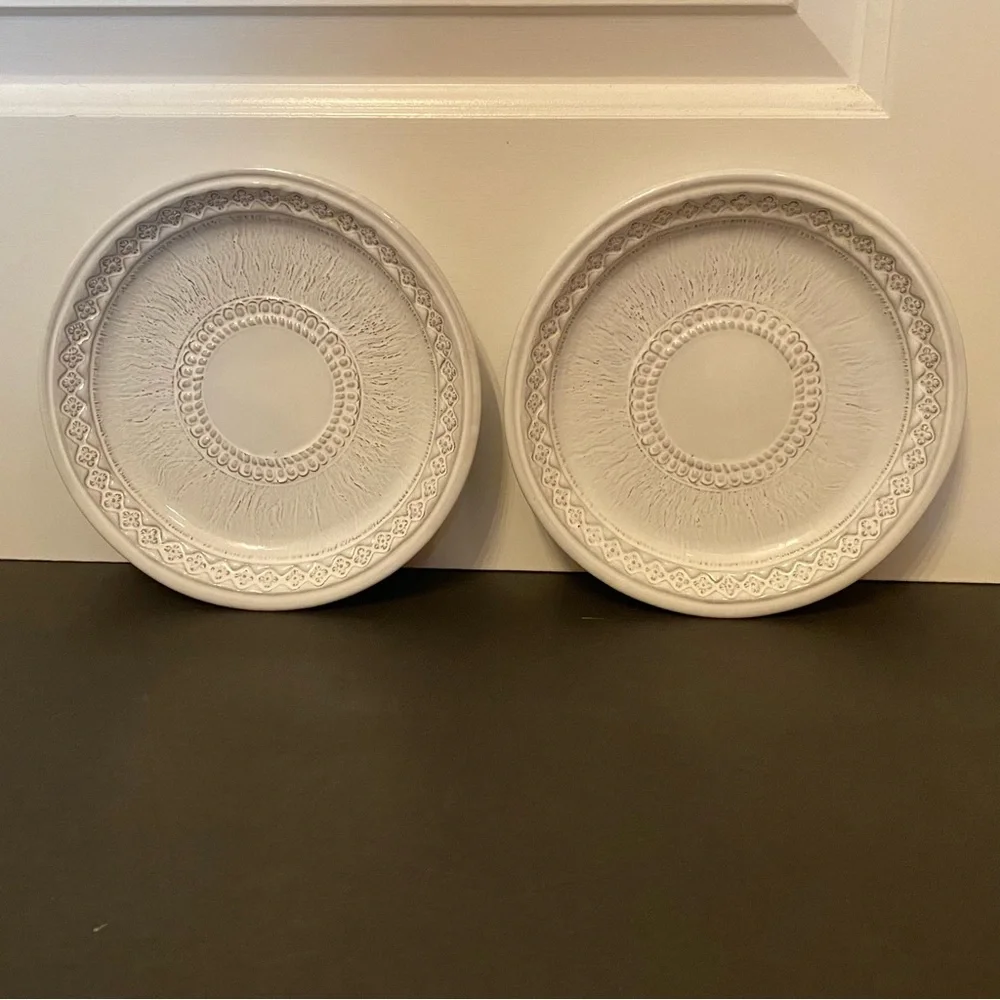 CERAMICHE PIZZATO 2 PLATES 8.25” WHITE POTTERY GRAY IMPRESSSED HANDMADE ITALY